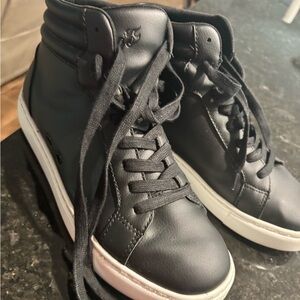 fuego dance Black High-Top Leather Sneakers